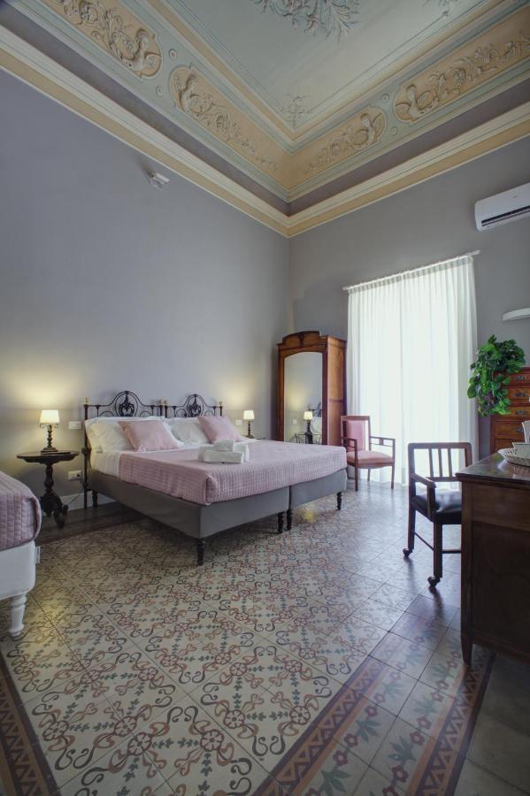 Palazzo Pastura B&B And Apartments Κατάνια Εξωτερικό φωτογραφία